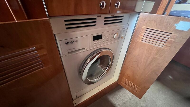 RIVIERA 45 OPEN FLY